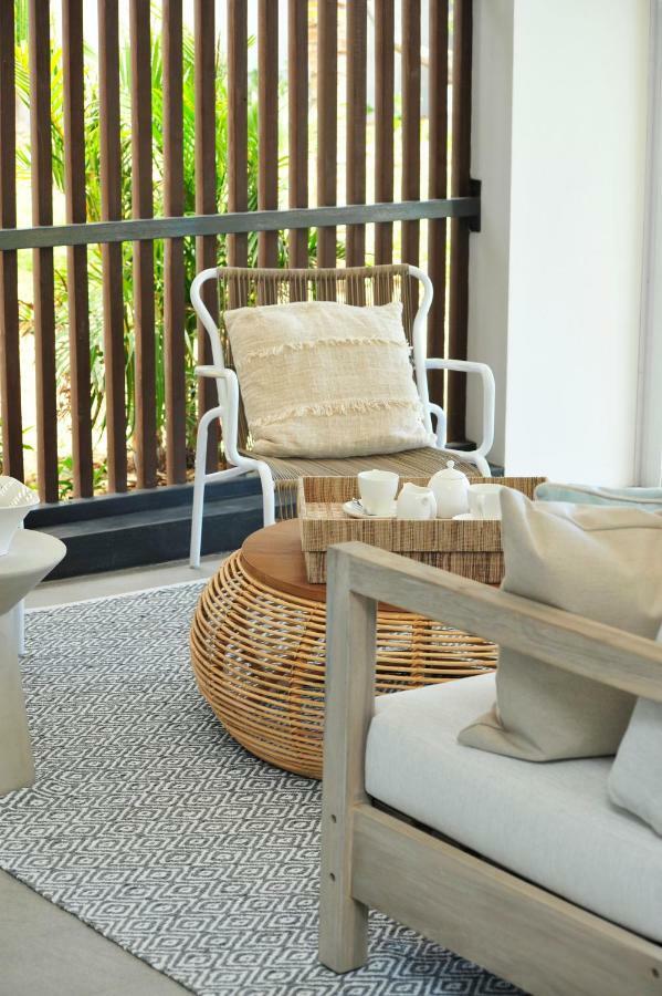 Obiches Luxury Beachfront Apartment Trou-Aux-Biches Екстер'єр фото