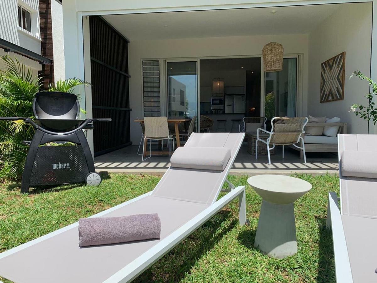 Obiches Luxury Beachfront Apartment Trou-Aux-Biches Екстер'єр фото